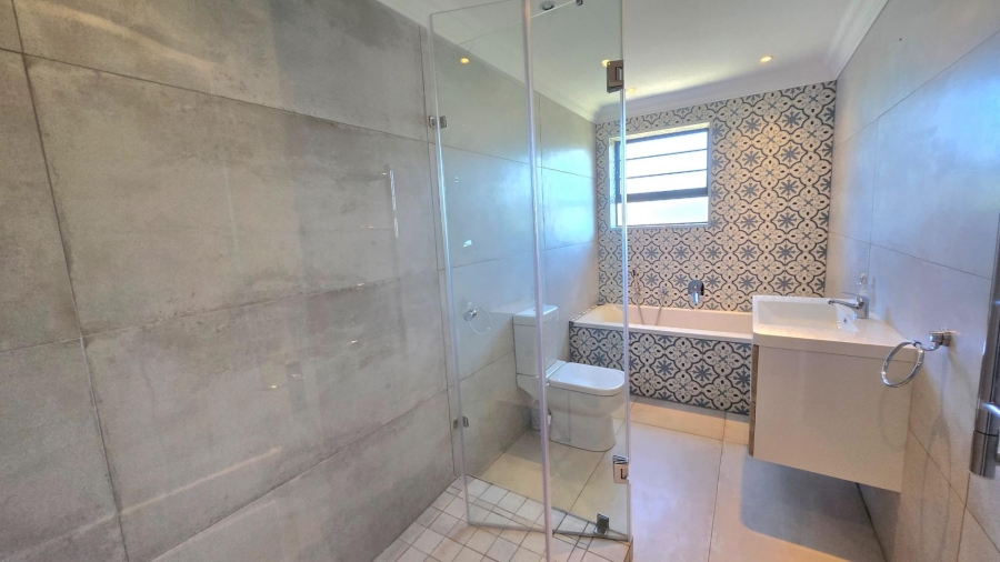 4 Bedroom Property for Sale in Kleinbaai Western Cape